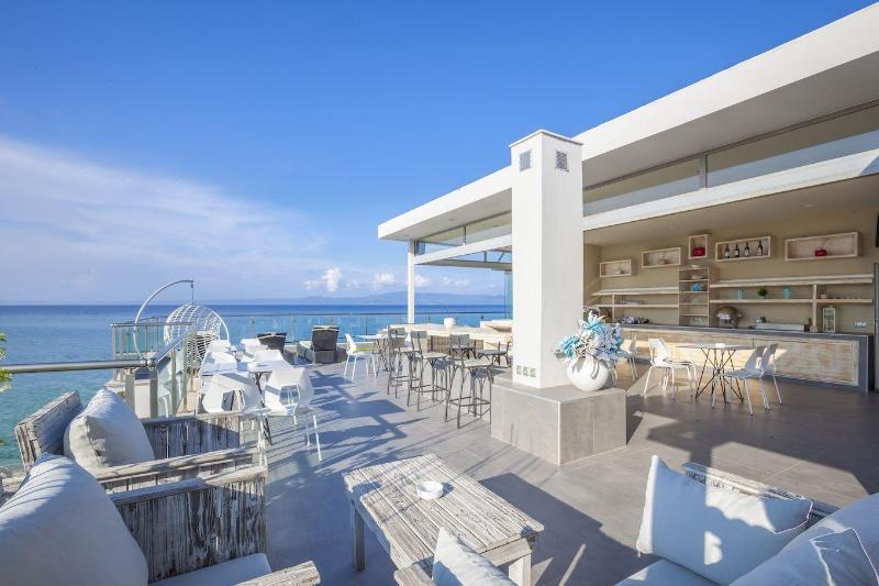 Art Boutique Suites Пефкохори Екстериор снимка