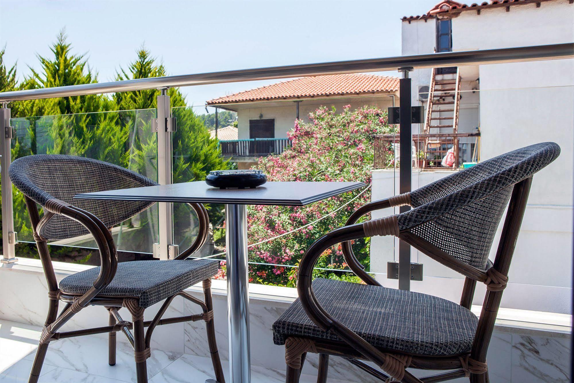 Art Boutique Suites Пефкохори Екстериор снимка
